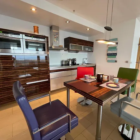 Apartment Beachside 2-zimmer-wohnung Mit Meerblick *